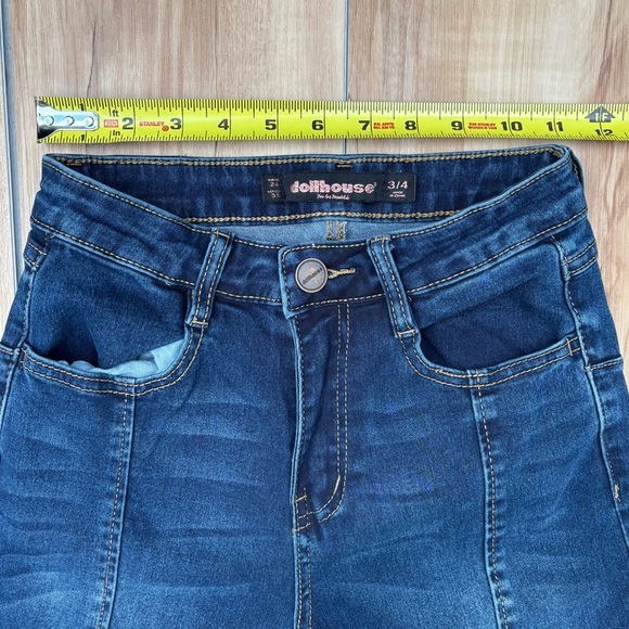 Dollhouse Dark Wash Flare Wide Leg Blue Jeans Size 3/4 - Picture 2 of 8